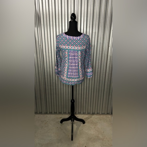 Women’s Southern Tide Blue Pink Geometric Rayon Long Sleeve Boho Blouse XS - Picture 2 of 4